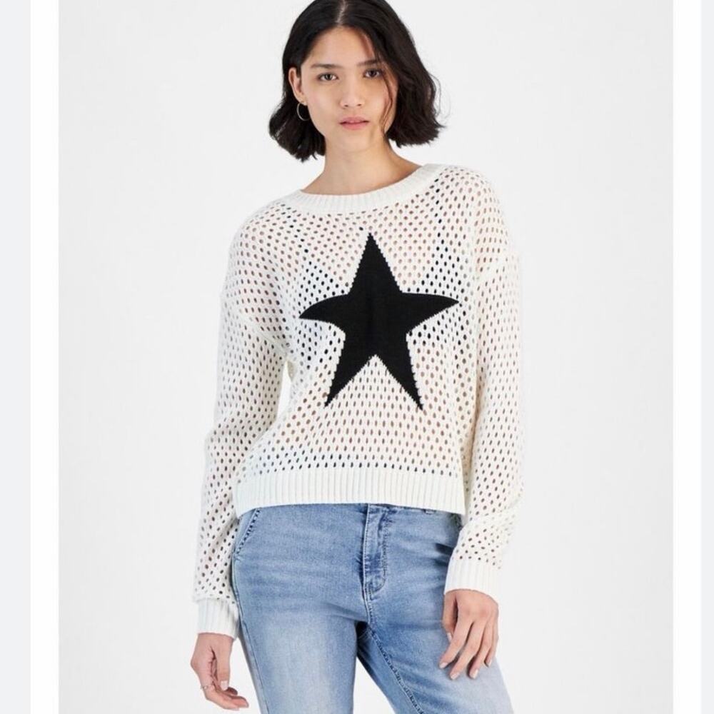 Just Polly New York Junior's Cream & Black Star Long Sleeve Sweater